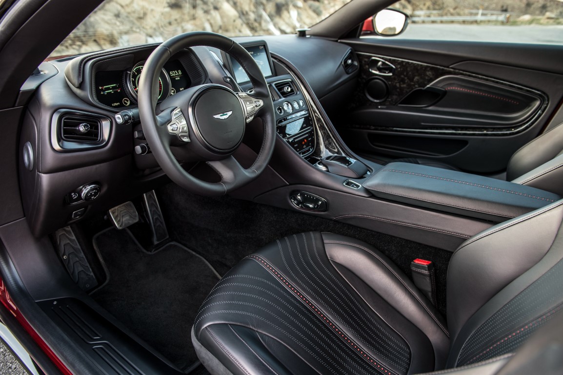 Aston Martin DB11 V12 (Automatic)